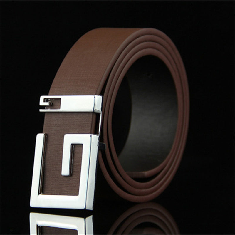 Brown simple buckle belt for men and women, crafted from imitation leather with a stylish silver G-shaped buckle.